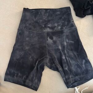 Lulu lemon align 6” shorts